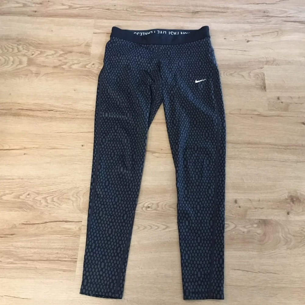 Nike leggings